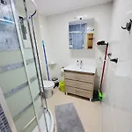 Pintor 31 Apartment *